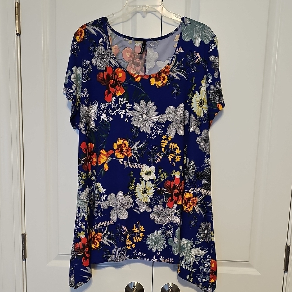 Floral Print Women's Tunic Top